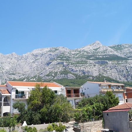 Apartments Mario With Private Parking Makarska Bagian luar foto